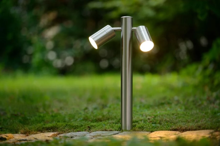 Lucide ARNE-LED - Bollard light - Ø 6,3 cm - LED - GU10 - 2x5W 2700K - IP44 - Satin Chrome - ambiance 1